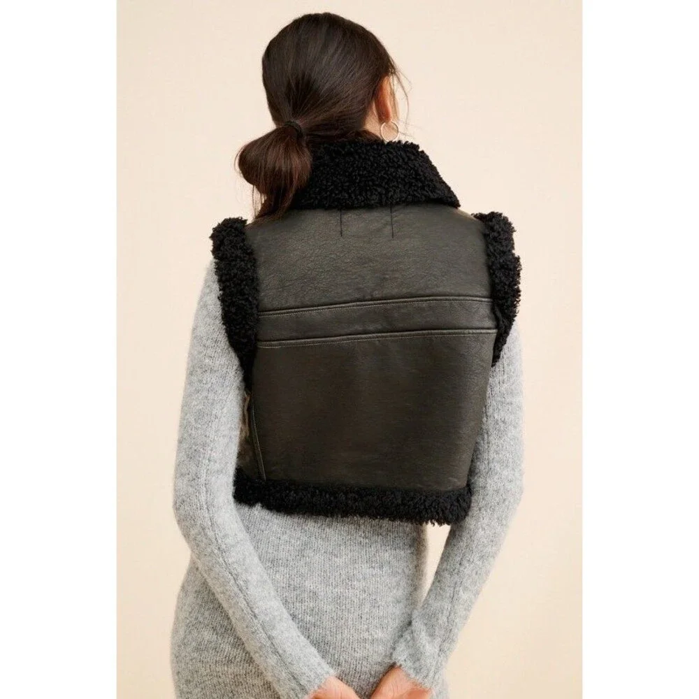 BDG /Urban Outfitters Donald Faux Leather Sherpa Moto Vest NWOT Size S-P Black